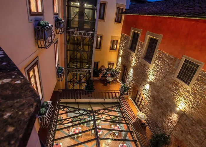 Hotel Alba Palace