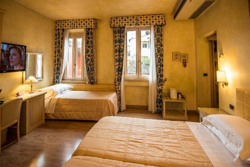 Alba Palace Florenz